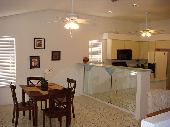 Breakfast/Dining/Family Room and Kitchen.