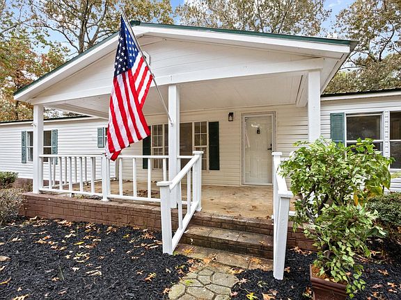 2nd image of 100 Epps Rd