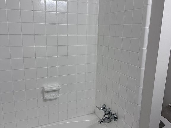 3rd image of 3708 Winterfield Pl