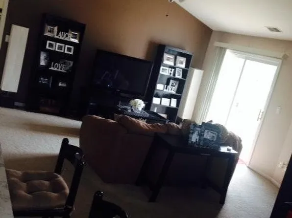 2935 Rutland Cir Unit 201, Naperville, IL 60564
