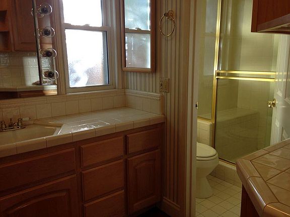 4th image of 2177 Rosswood Dr