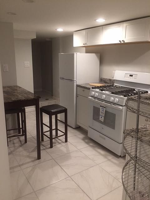 Kitchen and dining room area