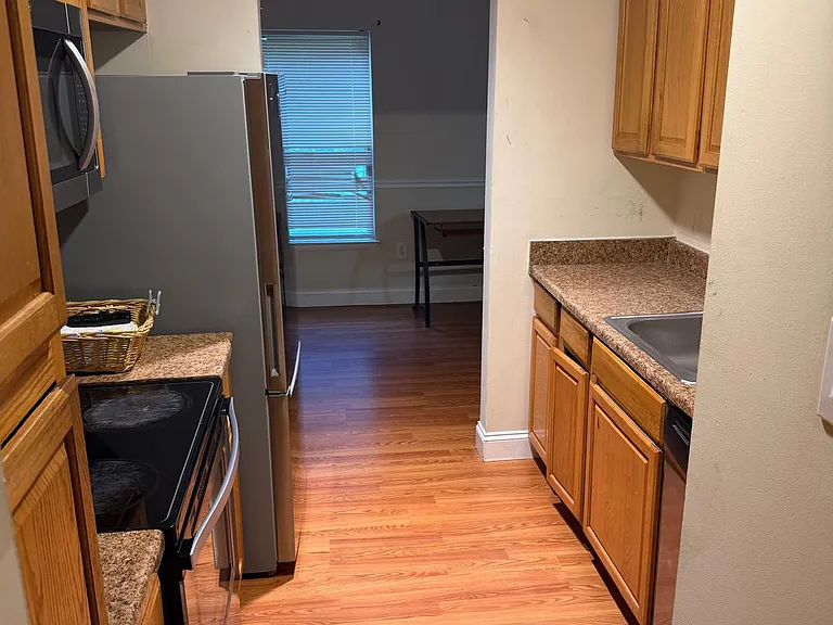 18500 Sweet Autumn Dr #101 — Photo 5