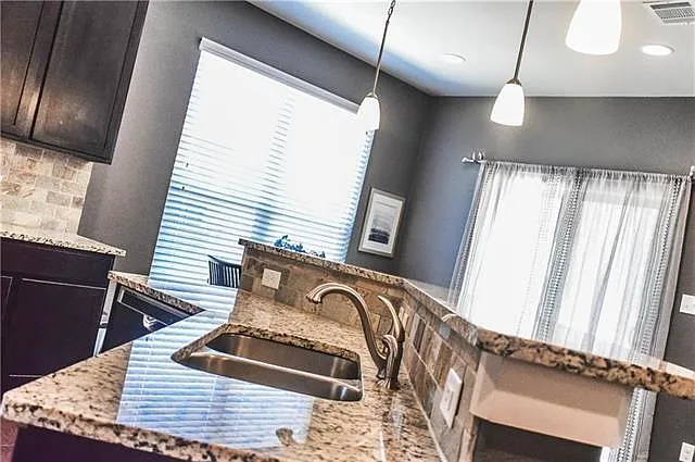 3908 Kennedy Grace Ln — Photo 6