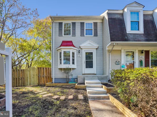 54 Alden Ct, Sterling, VA 20165