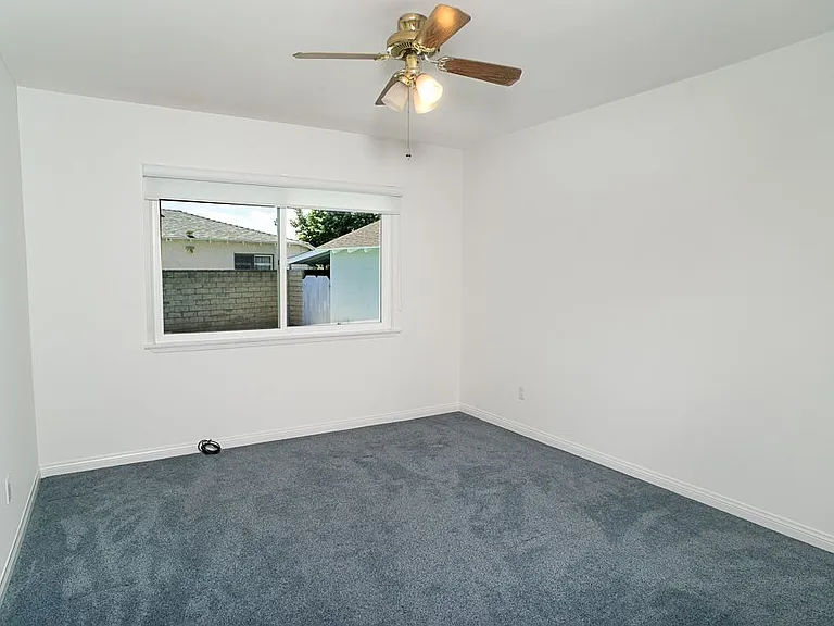 16760 Tupper St — Photo 15