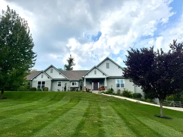 5073 Beechwood Rd, Cincinnati, OH 45244