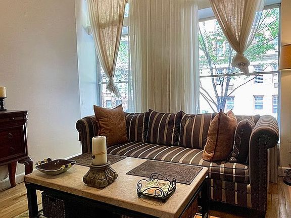 3rd image of 304 W 88th St APT 1D