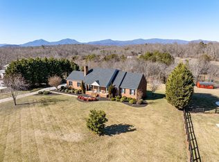 325 Longhill Rd, Goode, VA 24556