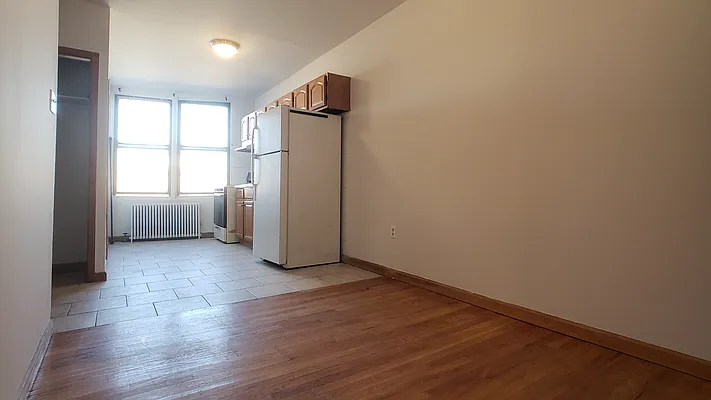 Rented by In Haus LLC | media 4