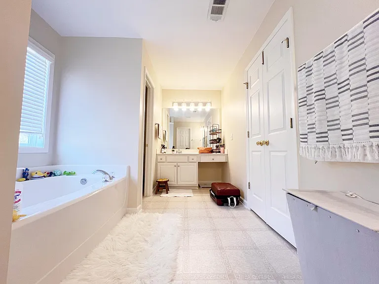 514 Adeline Ct — Photo 32