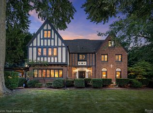 872 Balfour St, Grosse Pointe Park, MI 48230