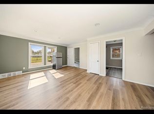 4800 Chatsworth St #1, Detroit, MI 48224