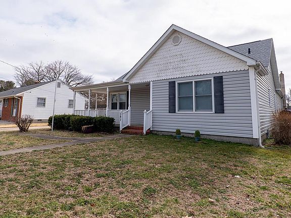 2nd image of 307 Robinson St