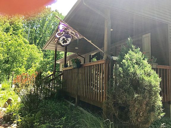 Front deck
