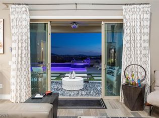 2153 King Crest Ct, Henderson, NV 89052