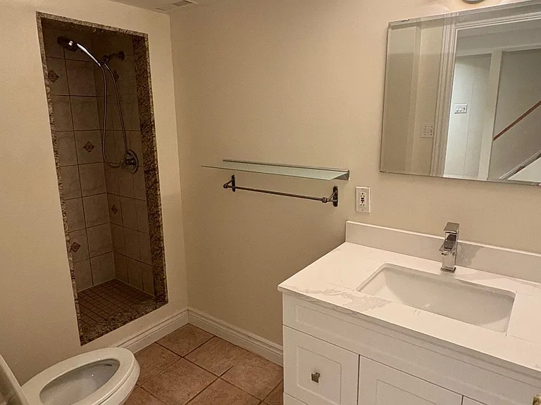 41 Majestic Dr #BASEMENT — Photo 7