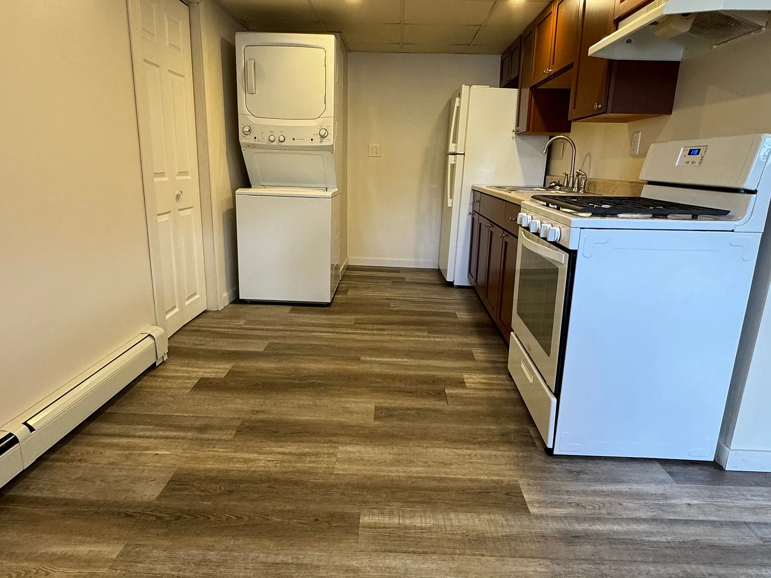 1 bed, $950 — Photo 2