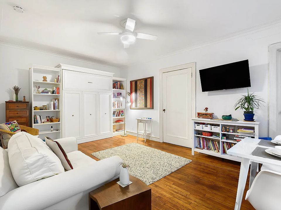 1st image of 59 Pineapple St APT 2J