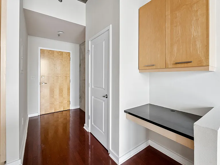 3324 Peachtree Rd NE #2304 — Photo 7