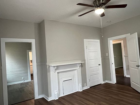 3rd image of 1846 Arkray St