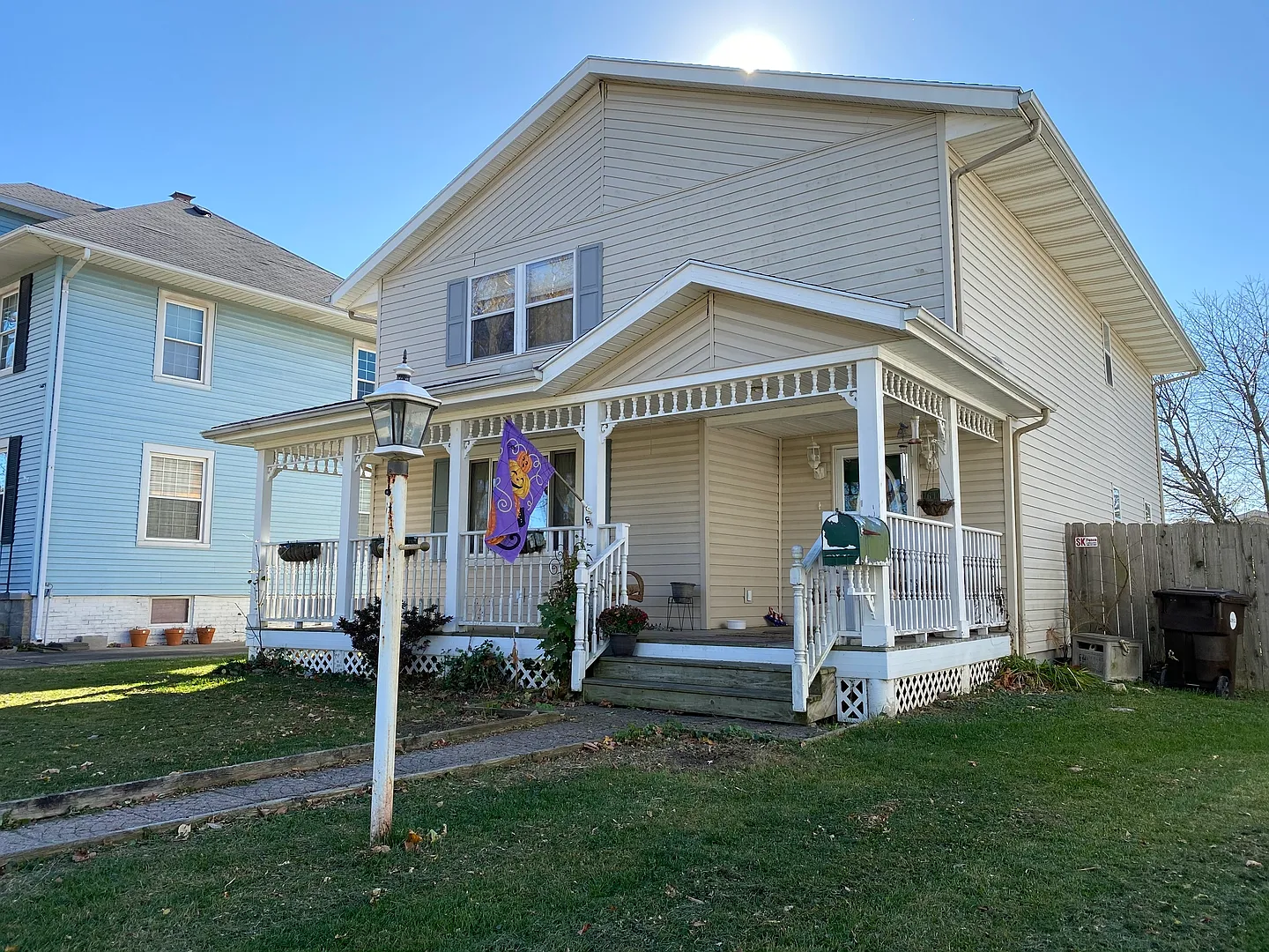 616 E Sangamon Ave photo 1