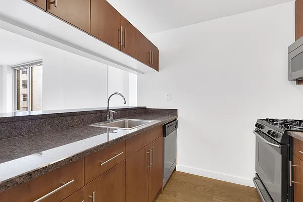 Rented by Cooper & Cooper Real Estate | media 24