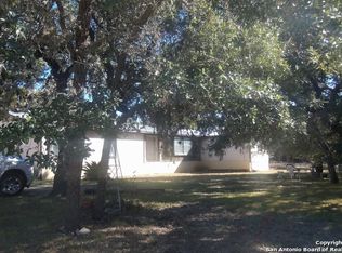 210 Red Bluff Rd, Pipe Creek, TX 78063