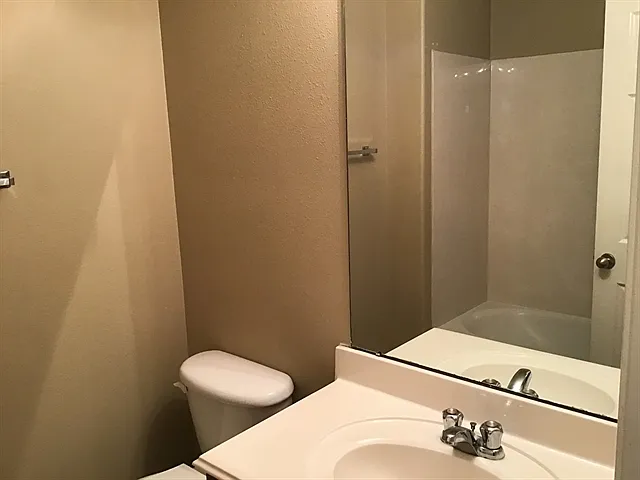 2026 Acorn Glen Trl — Photo 18