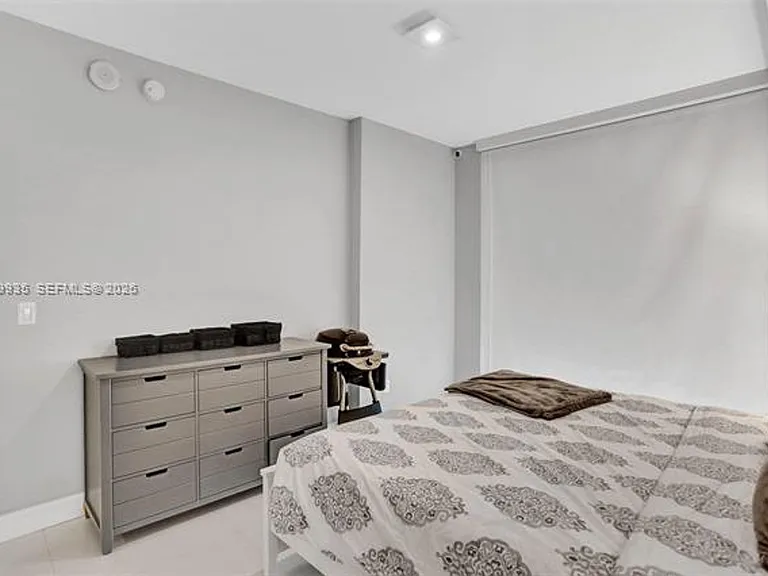 400 Sunny Isles Blvd #2021 — Photo 24