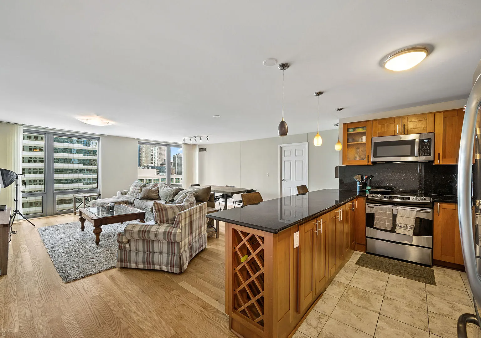 2 bed, 1324 sqft, $3,700 — Photo 1