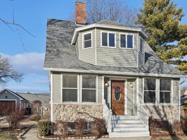 308 South 4th W Street, Fort Atkinson, WI 53538