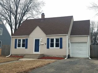 1214 Oneida St, Joliet, IL 60435