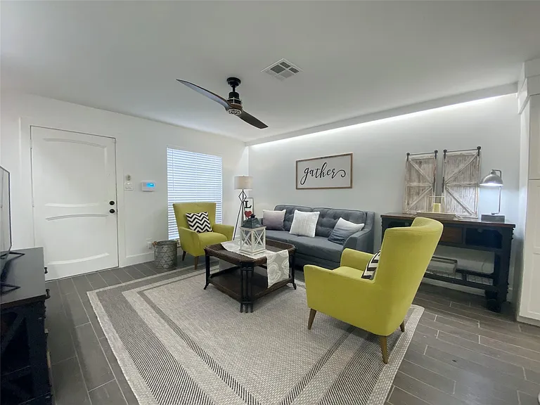 1801 Huldy St #G4 — Photo 3