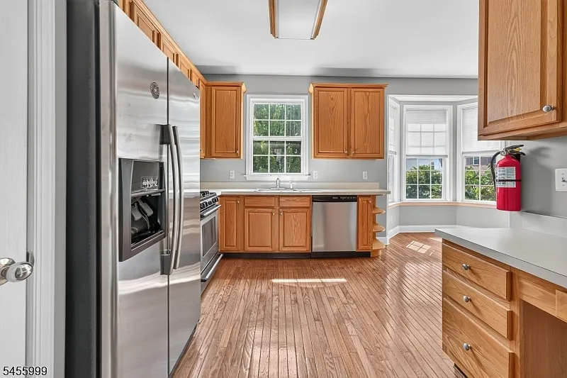 2 bed, 4.0 bath, $2,500 — Photo 4