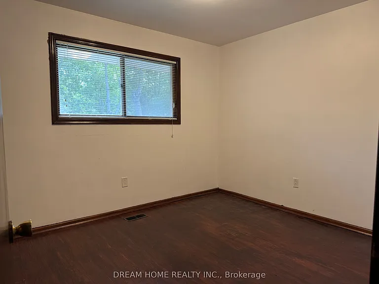 48 Meadowlark Dr — Photo 16