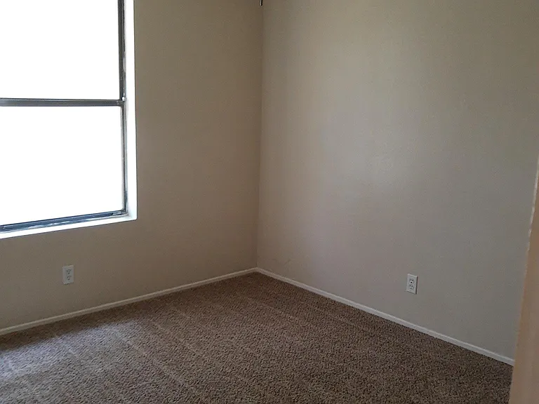 3600 Rhodes Rd #9 — Photo 5