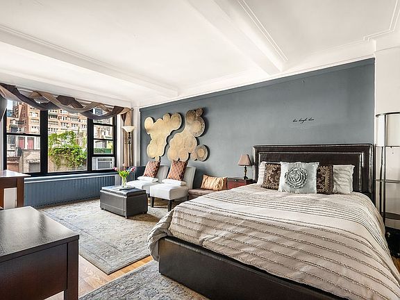 2nd image of 7 Park Ave APT 6G