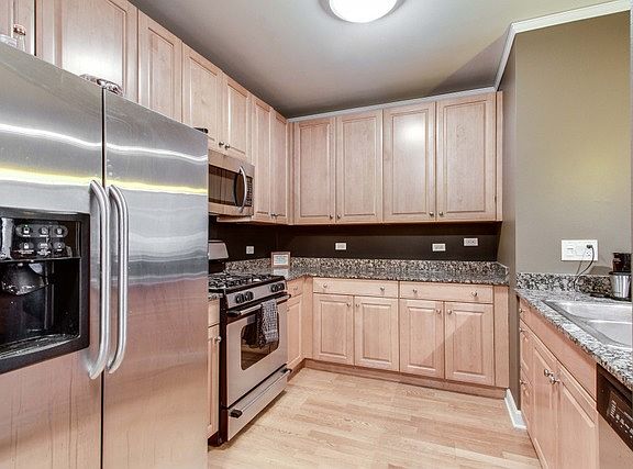 3rd image of 201 N Westshore Dr APT 503