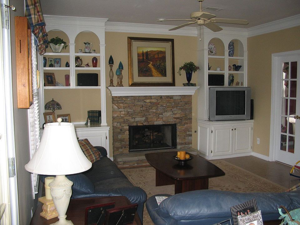 Cozy Family room