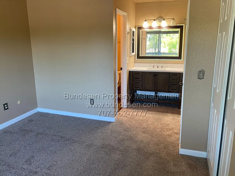 465 Enterprise Dr — Photo 19