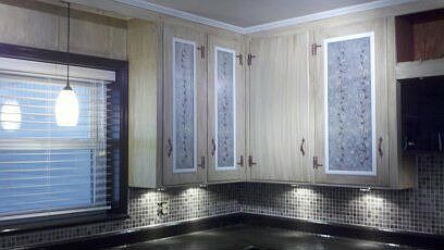 undercabinet task lighting