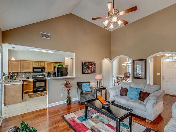4th image of 4835 Trevino Ct