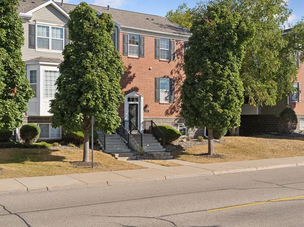 731 2nd St NE, Hopkins, MN 55343