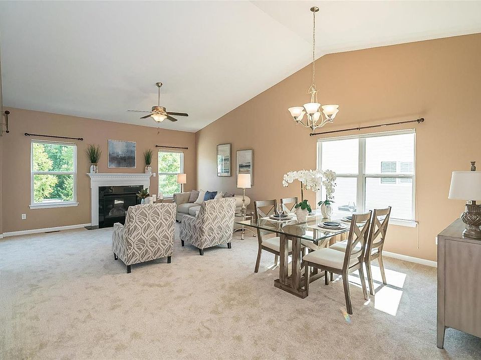2nd image of 1824 Mill Ridge Ct