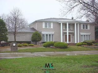 38287 Saddle Ln, Clinton Township, MI