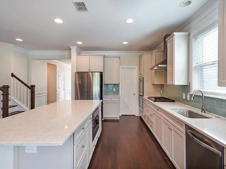1309 Enfield Ln — Photo 13