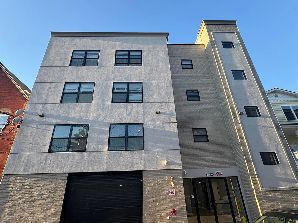83 Godwin Ave #2