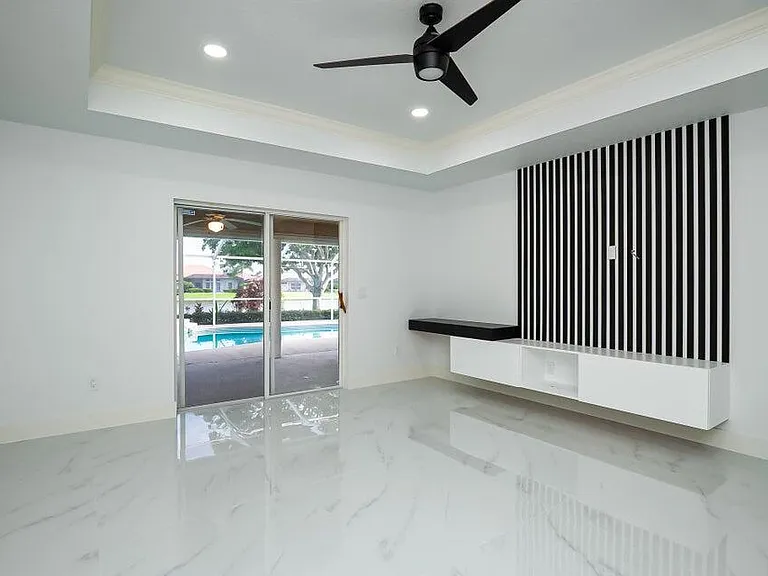 1268 SW Briarwood Dr — Photo 11