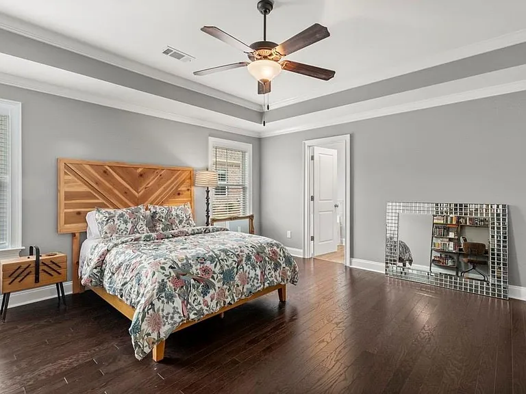1046 Oden Ct — Photo 9